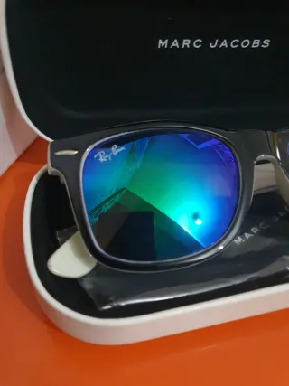 Occhiali da sole Ray-Ban Wayfarer neri