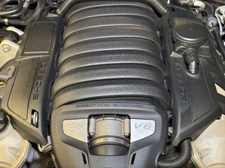 Porsche Panamera 4.8 GTS