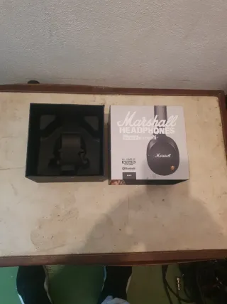 Caja vacía Marshall Monitor Bluetooth