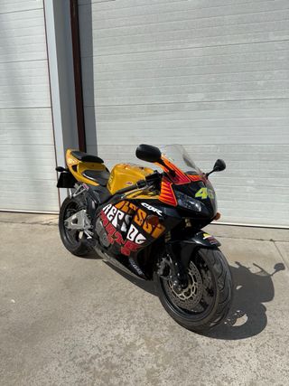 Honda CBR 600RR Blanca