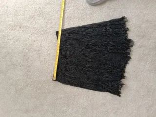 Falda negra topos T.38