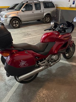 Honda Deauville 650cc