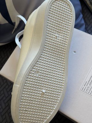 Zapatillas blancas bordadas florales Talla 37