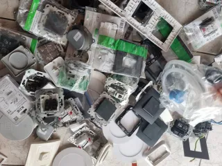Lote interruptores y mecanismos eléctricos
