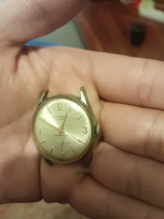 Lote 2 Orologi Meccanici Vintage lazvera, Vickson