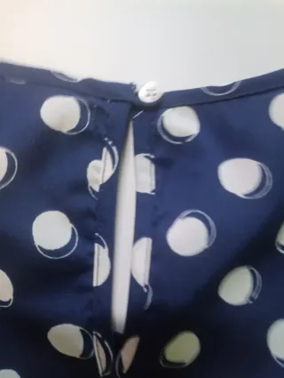 Blusa sin mangas con lunares