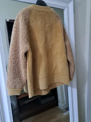 Cazadora borreguillo beige talla M