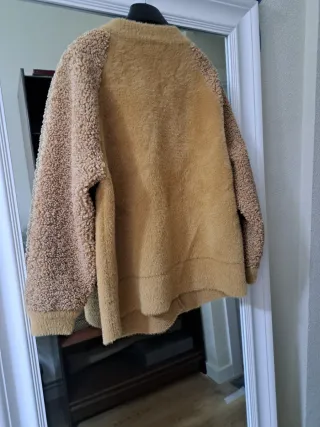 Cazadora borreguillo beige talla M