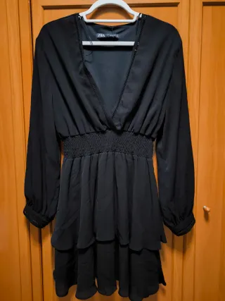 Vestido negro Zara Talla S