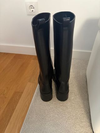 Botas altas negras