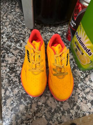 Botas de fútbol