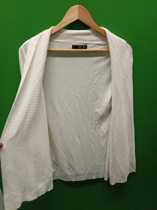 Cárdigan Mango color crema Talla XS