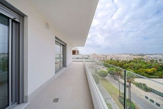 Piso en venta en Nueva Andalucía centro en Marbella