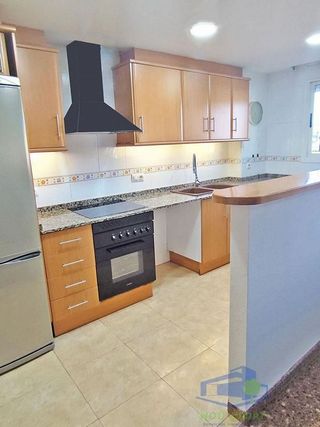 Piso en alquiler en Monserrat