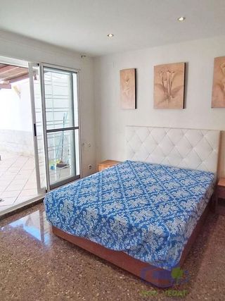 Piso en alquiler en Monserrat