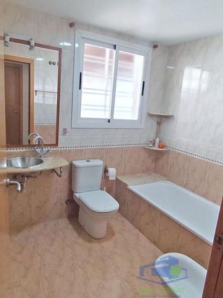 Piso en alquiler en Monserrat