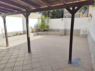 Piso en alquiler en Monserrat