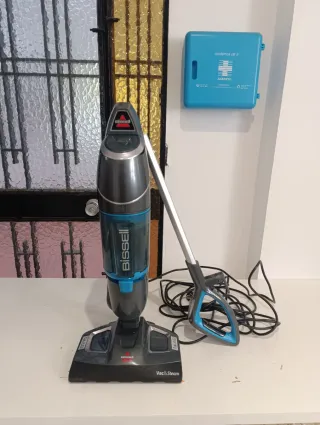 Aspirador y limpiador a vapor Bissell