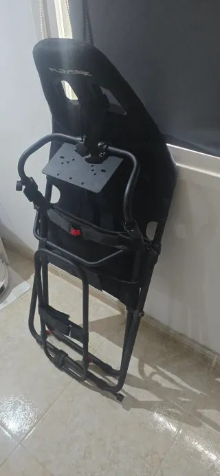 Logitech G29 + Playseat