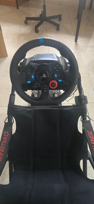 Logitech G29 + Playseat