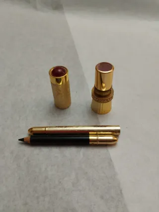 Porta pintalabios y porta lápiz de ojos Myrna Pons