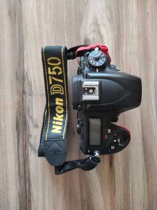 Cámara Nikon D750