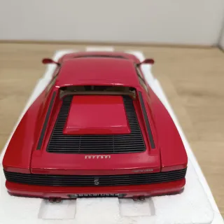 Maqueta Ferrari Testarossa 1:18 Kyosho