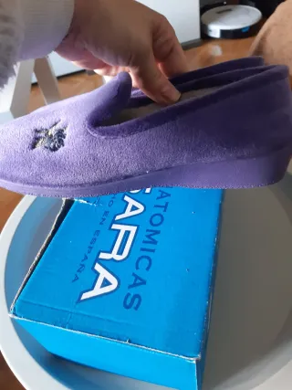 Zapatillas de casa moradas