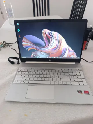 HP Laptop 15s Ryzen