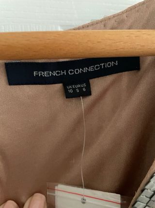 Vestido de lentejuelas con manga larga