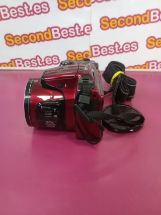 Cámara Nikon Coolpix L820 Roja