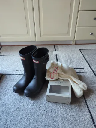Botas de agua Hunter negras más calcetines Hunter
