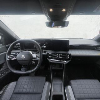 Renault 4 E-TECH 2025