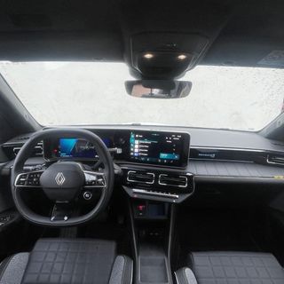 Renault 4 E-TECH 2025