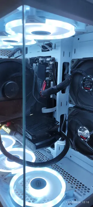 Ordenador torre cpu AMD 7600 y gráfica Nvidia 3080