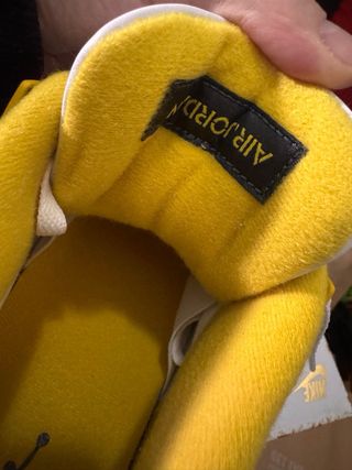 Jordan 4 Retro Bianco Giallo