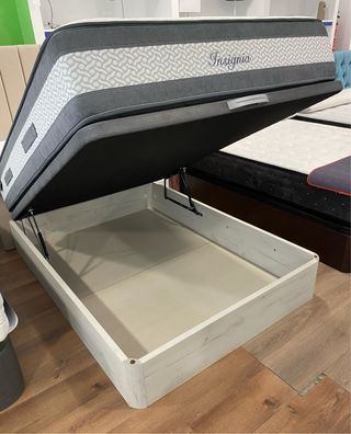 Canape de gran capacidad. NUEVO