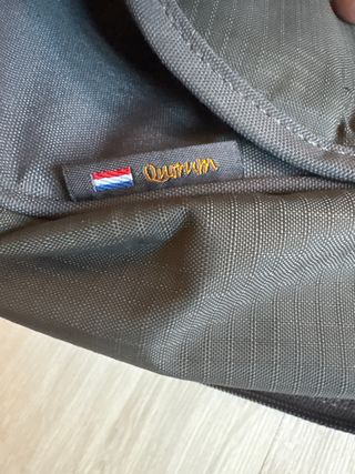 Mochila portaordenadores y tablet gris y negra