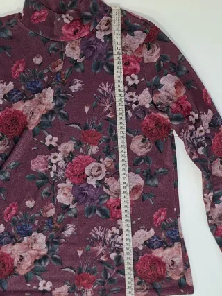 Camiseta flores manga larga