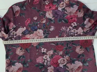 Camiseta flores manga larga