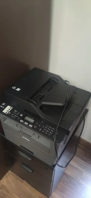 Brother MFC-L2710DW Impresora Multifunción