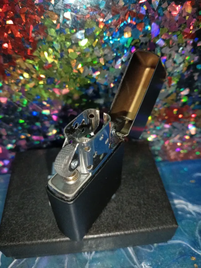 Promo Zippo on Fire Nuovo con Logo