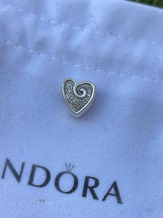 Charm Corazón para Pandora