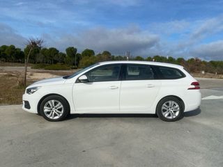Peugeot 308 2021