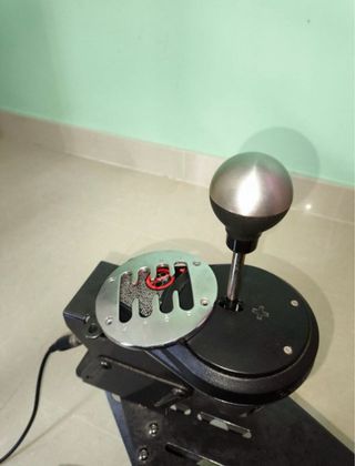 Volante Thrustmaster T300 + Playseat + Palanca