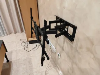 Soporte pared TV articulado