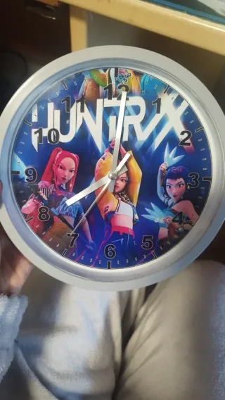 Reloj K-pop Huntrix demon hunter