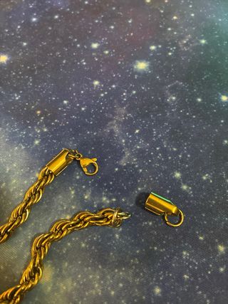 Cadena de oro estilo cordón