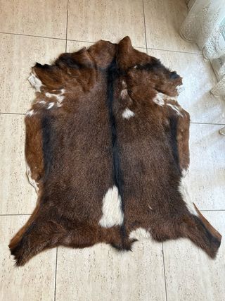 Alfombra Piel Auténtica Marrón y Blanca