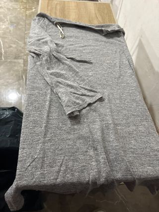 Camiseta larga gris talla L